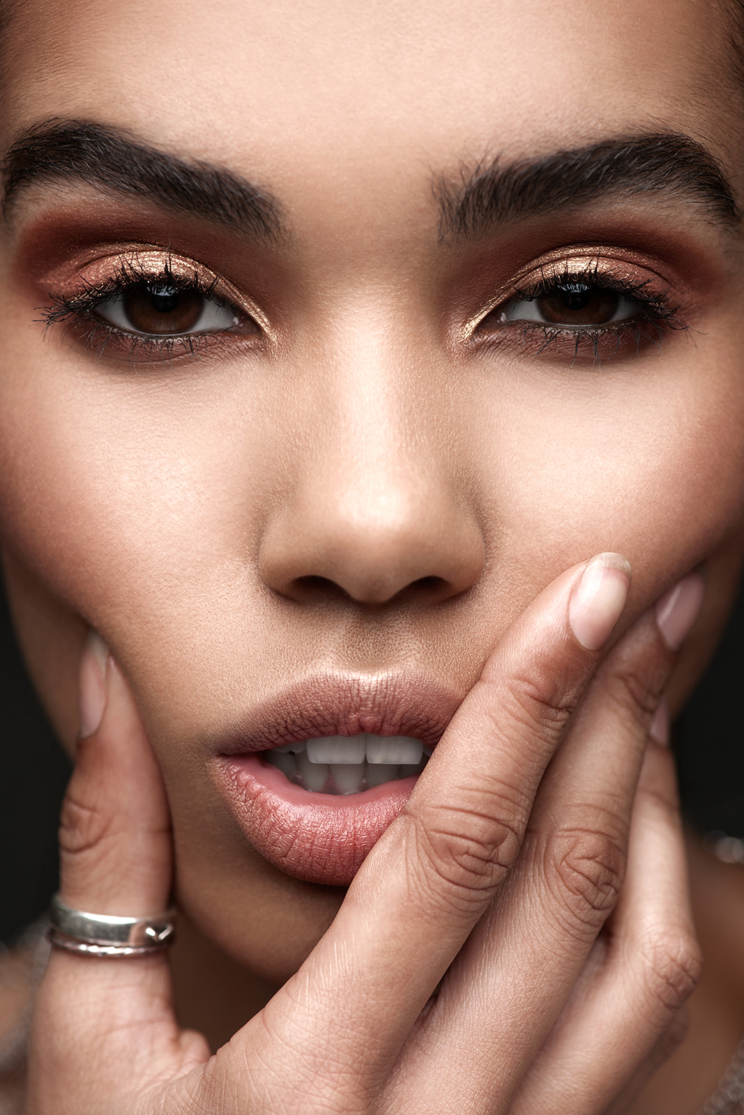 Editorial beauty photo by Birmingham photographer Garazi Photography